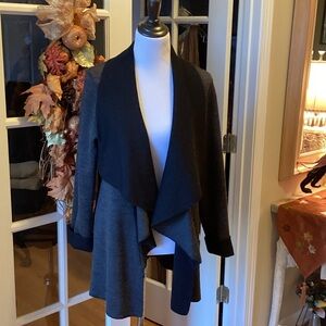 Stylish Black and Gray Women's reversible knit  jacket